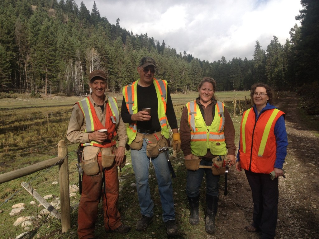 Hunters Build a Fence to Protect Wetland From Cattle and Mud&nbsp;Boggers